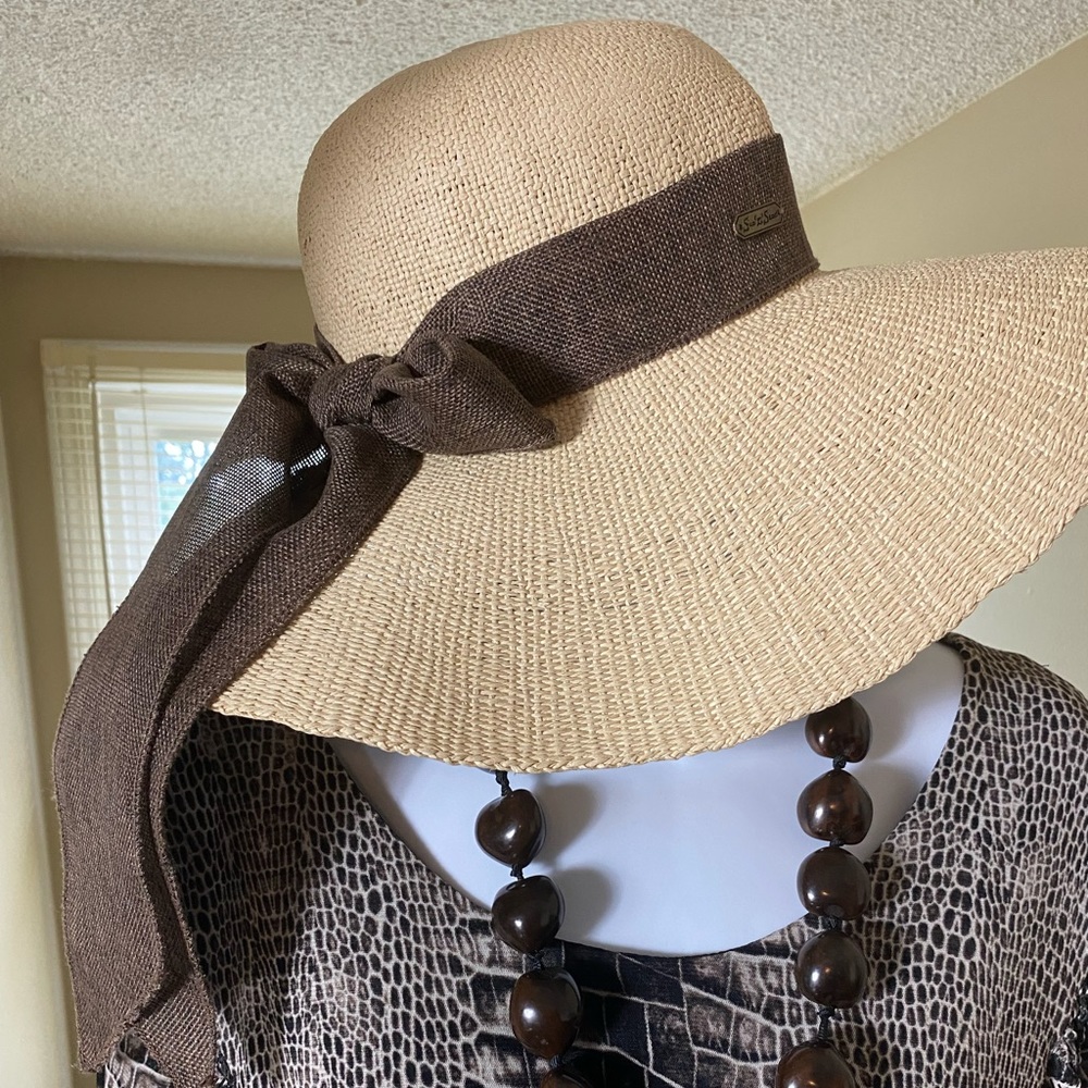 Meet your Posher, Shirley